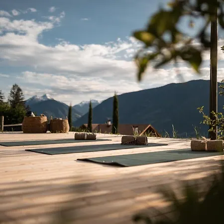 View House - Goyen